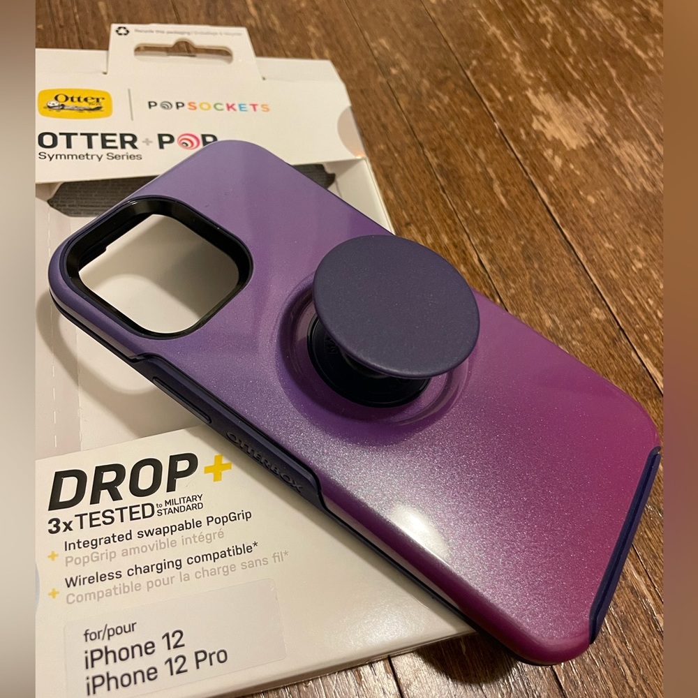 Otter box iPhone 12/12 Pro case with Pop socket